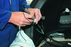 Качественный ремонт автомобильной электрики и электроники